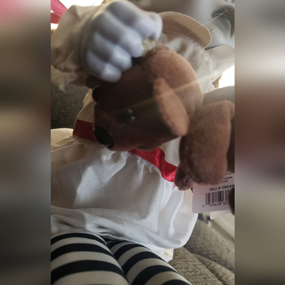 Creepy doll - Picture 4 of 7